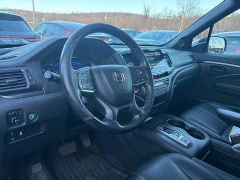 Used 2022 Honda Pilot TrailSport image 22