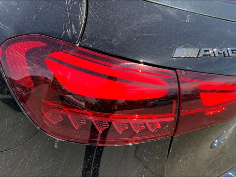 New 2025 Mercedes-Benz GLA 35 AMG AMG GLA 35 image 6