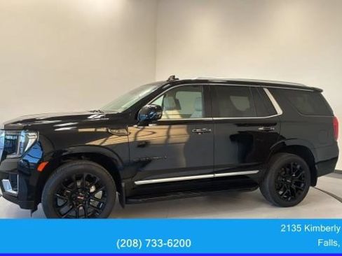 Used 2023 GMC Yukon Denali w/ Advanced Technology Package AWD/4WD image 4