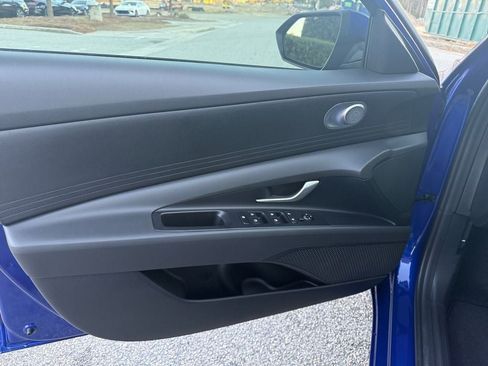 New 2026 Hyundai Elantra SE image 12