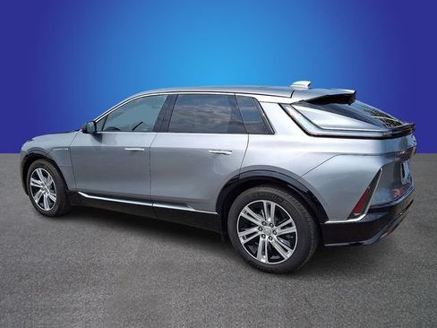 Certified 2024 Cadillac Lyriq Tech w/ Driver Assist Package RWD image 6