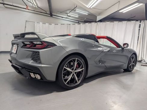 Used 2023 Chevrolet Corvette Stingray Premium Conv w/ Z51 Performance Package image 3