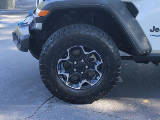 Used 2022 Jeep Wrangler Unlimited Rubicon 4xe w/ Cold Weather Group AWD/4WD image 10