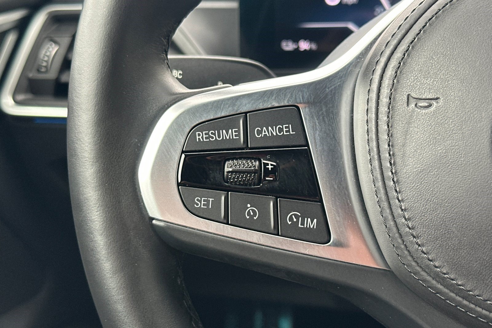 Used 2023 BMW i4 eDrive40 w/ M Sport Package RWD image 31