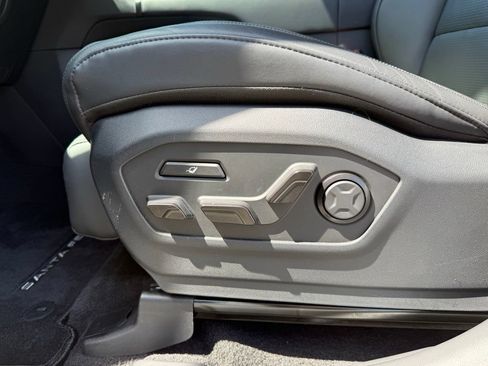 Certified 2025 Hyundai Santa Fe Calligraphy AWD/4WD image 35