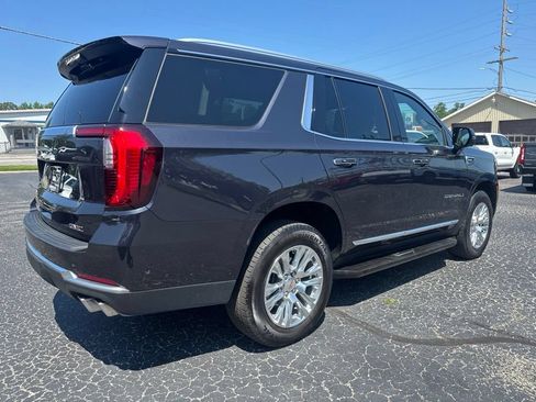 Used 2025 GMC Yukon Denali w/ Advanced Technology Package AWD/4WD image 8