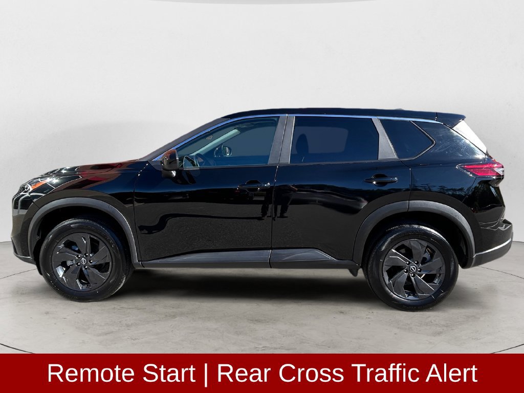 Used 2026 Nissan Rogue SV AWD/4WD image 2