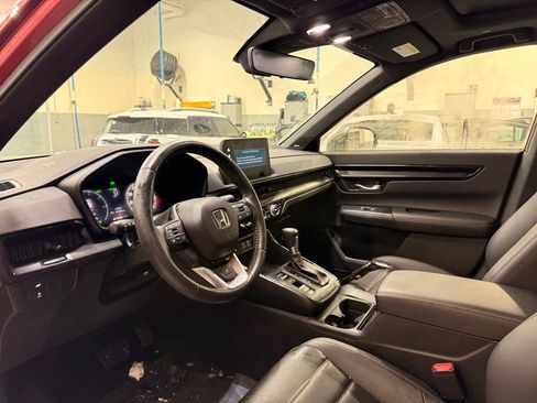 Used 2024 Honda CR-V Sport Touring image 11