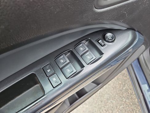 Used 2018 Chevrolet Colorado Z71 w/ Centennial Edition image 25