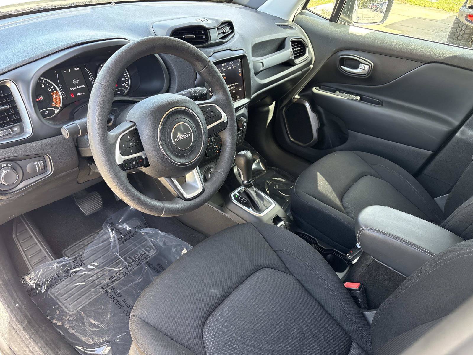 Certified 2023 Jeep Renegade Latitude AWD/4WD image 20