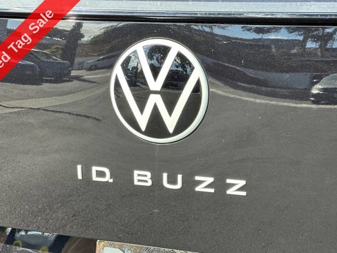 New 2025 Volkswagen ID. Buzz Pro S RWD image 7