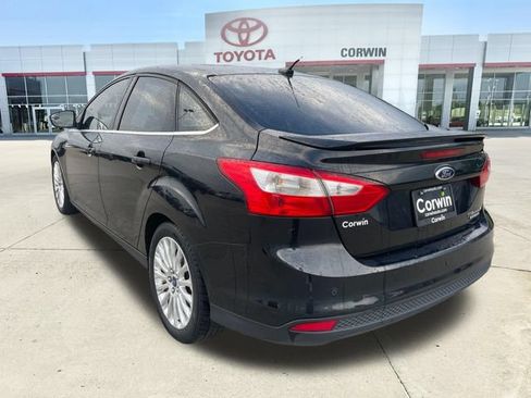 Used 2012 Ford Focus Titanium FWD image 3