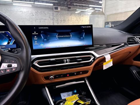 Used 2024 BMW i4 eDrive35 RWD image 9