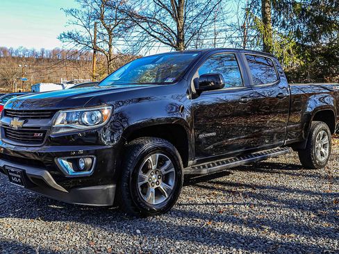 Used 2019 Chevrolet Colorado Z71 image 3