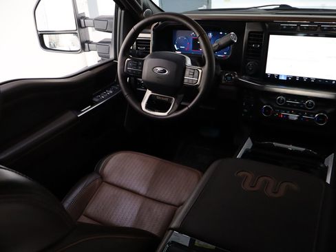 Certified 2024 Ford F250 King Ranch w/ Chrome Package image 30