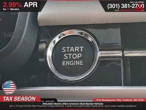 Used 2025 Mitsubishi Outlander AWD image 21