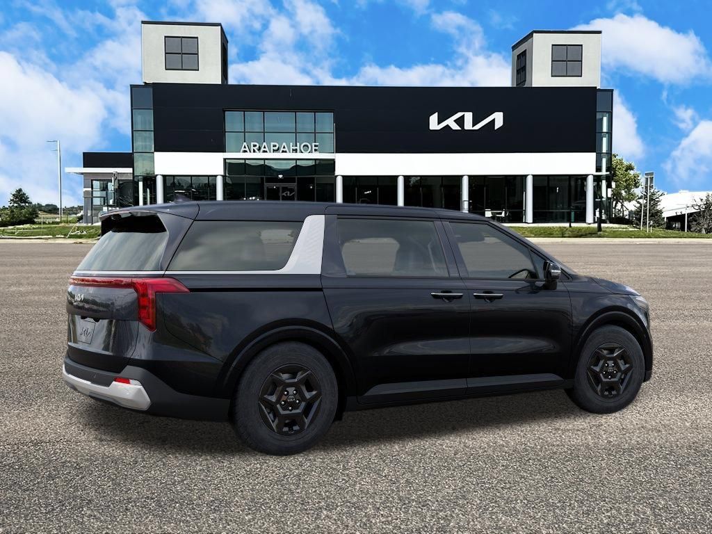 New 2027 Kia Carnival FWD image 6