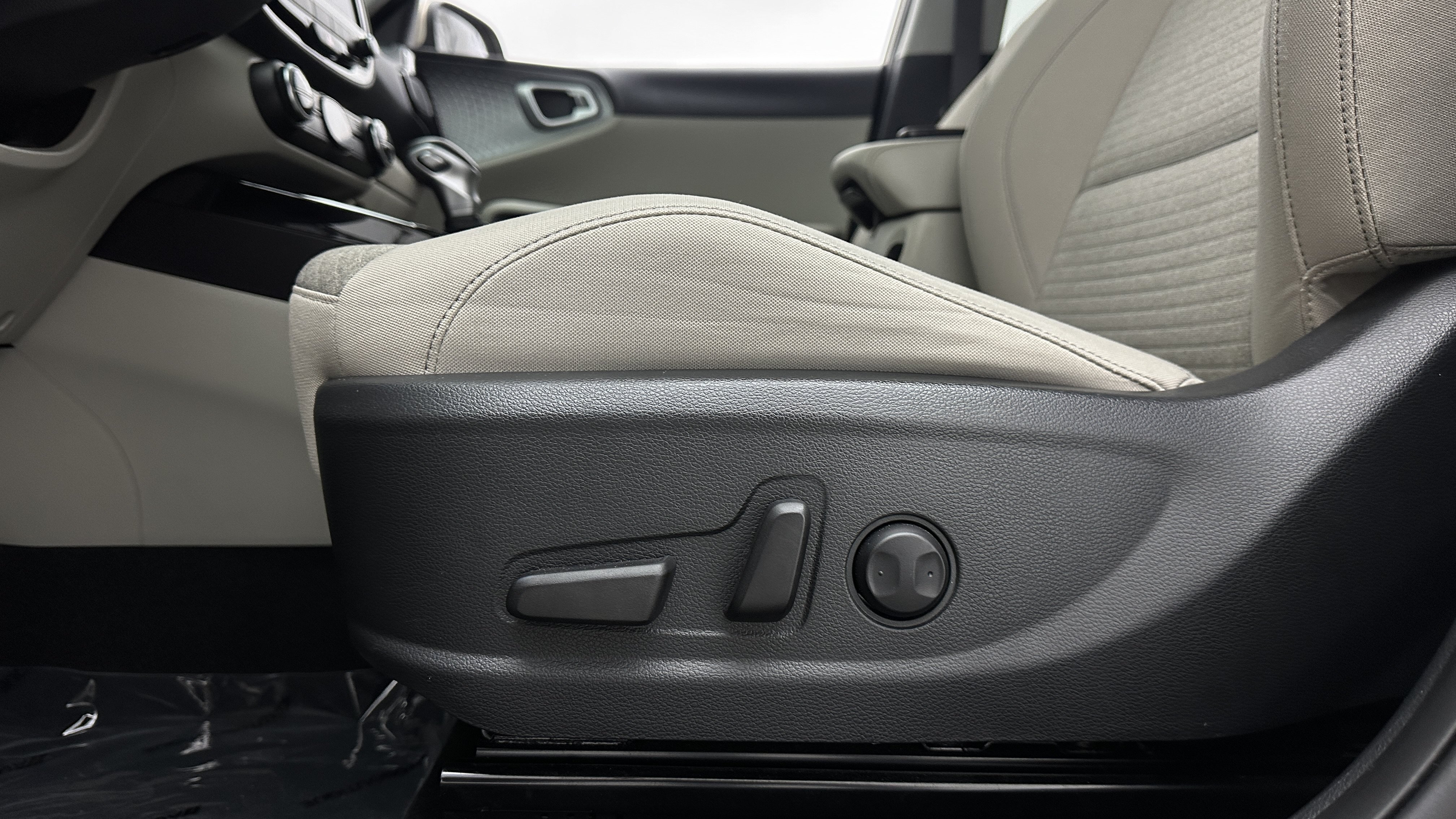 Used 2020 Kia Soul EX FWD image 15