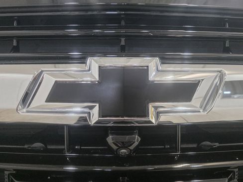 Certified 2025 Chevrolet Tahoe LS AWD/4WD image 13