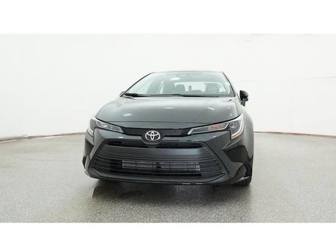 New 2026 Toyota Corolla LE FWD image 38
