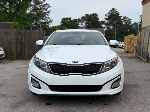 Used 2015 Kia Optima LX FWD image 2
