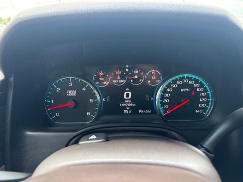 Used 2016 Chevrolet Suburban LTZ AWD/4WD image 20