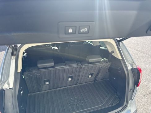 Used 2020 Subaru Ascent Limited w/ Technology Package image 11