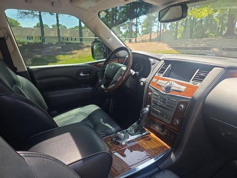 Used 2019 INFINITI QX80 Luxe AWD/4WD image 23