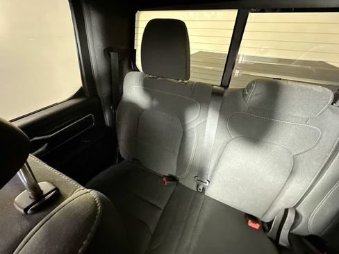 Used 2022 RAM 1500 Big Horn AWD/4WD image 12