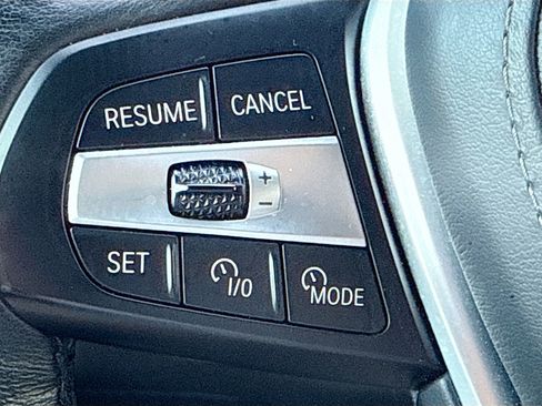 Used 2025 BMW X5 xDrive50e AWD/4WD image 41