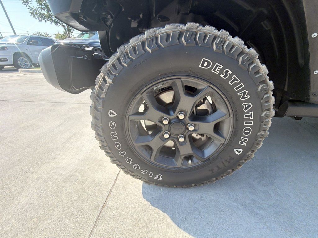 Used 2022 Jeep Wrangler Sport AWD/4WD image 14