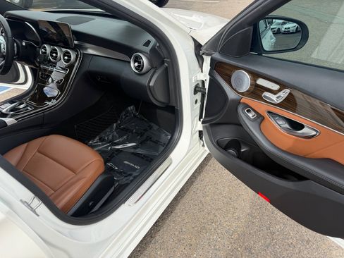 Used 2020 Mercedes-Benz C 300 Sedan image 14