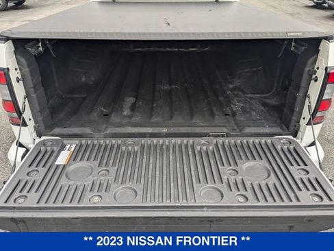 Used 2023 Nissan Frontier SV w/ Technology Package image 31