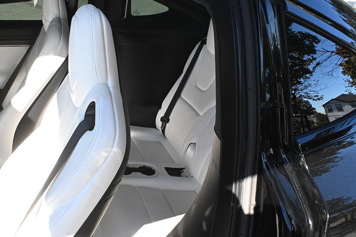Used 2022 Tesla Model X AWD/4WD image 10