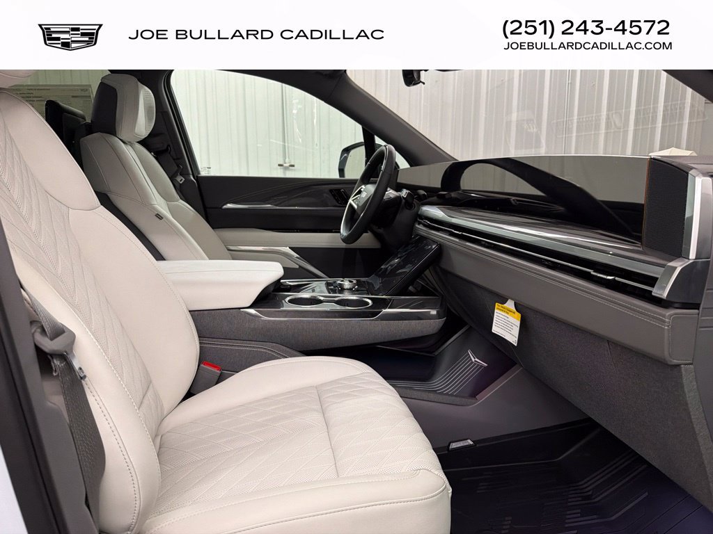 New 2026 Cadillac Escalade IQ Luxury 1 w/ LPO, Floor Liner Package AWD/4WD image 29