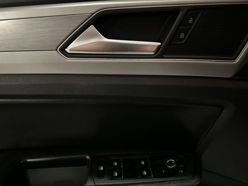 Used 2018 Volkswagen Atlas SE image 10