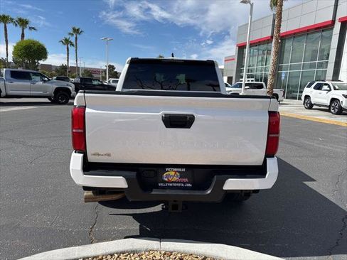 Certified 2025 Toyota Tacoma SR5 image 6
