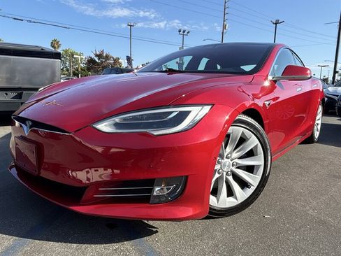 Used 2018 Tesla Model S P100D AWD/4WD image 1