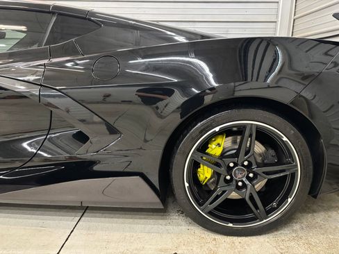 Used 2021 Chevrolet Corvette Stingray Premium Cpe w/ Z51 Performance Package RWD image 6