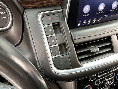 Used 2021 Chevrolet Tahoe Z71 w/ Luxury Package image 13