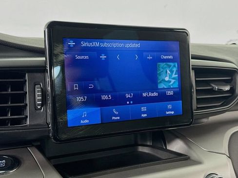 Certified 2022 Ford Explorer XLT w/ Class IV Trailer Tow Package image 14