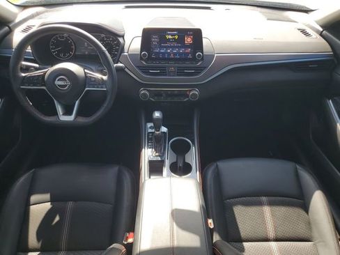 Used 2023 Nissan Altima 2.5 SR FWD image 30