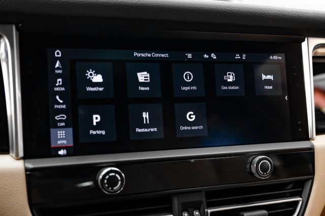 Used 2022 Porsche Macan S AWD/4WD image 36
