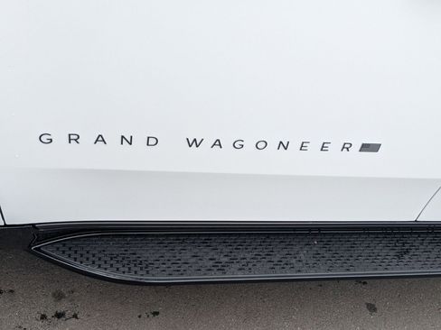 New 2026 Jeep Grand Wagoneer 4WD w/ Premium Group I image 33