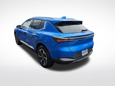 Used 2024 Chevrolet Equinox EV LT w/ Active Safety Package 3 AWD/4WD image 7