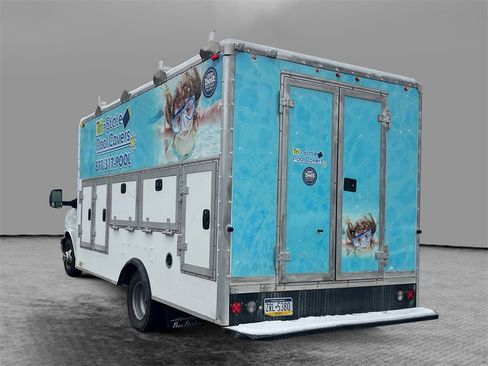 Used 2016 GMC Savana 3500 image 6