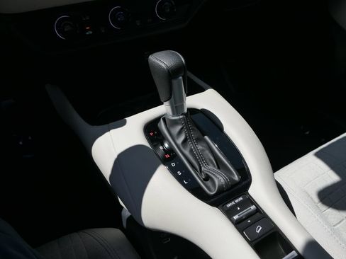 Used 2024 Honda HR-V LX image 22