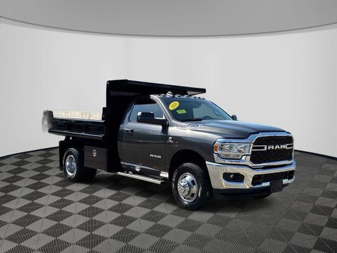 Used 2020 RAM 3500 Tradesman AWD/4WD image 3