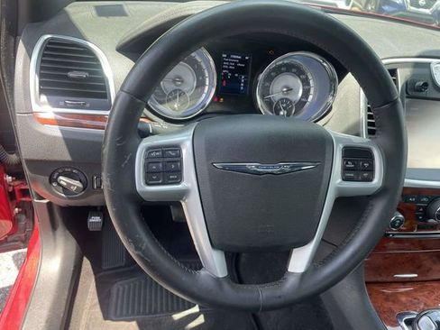 Used 2014 Chrysler 300 AWD w/ Driver Convenience Group image 21