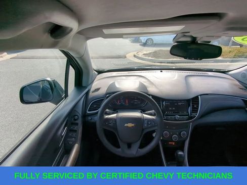 Used 2022 Chevrolet Trax LS w/ Tint and Cruise Package image 39